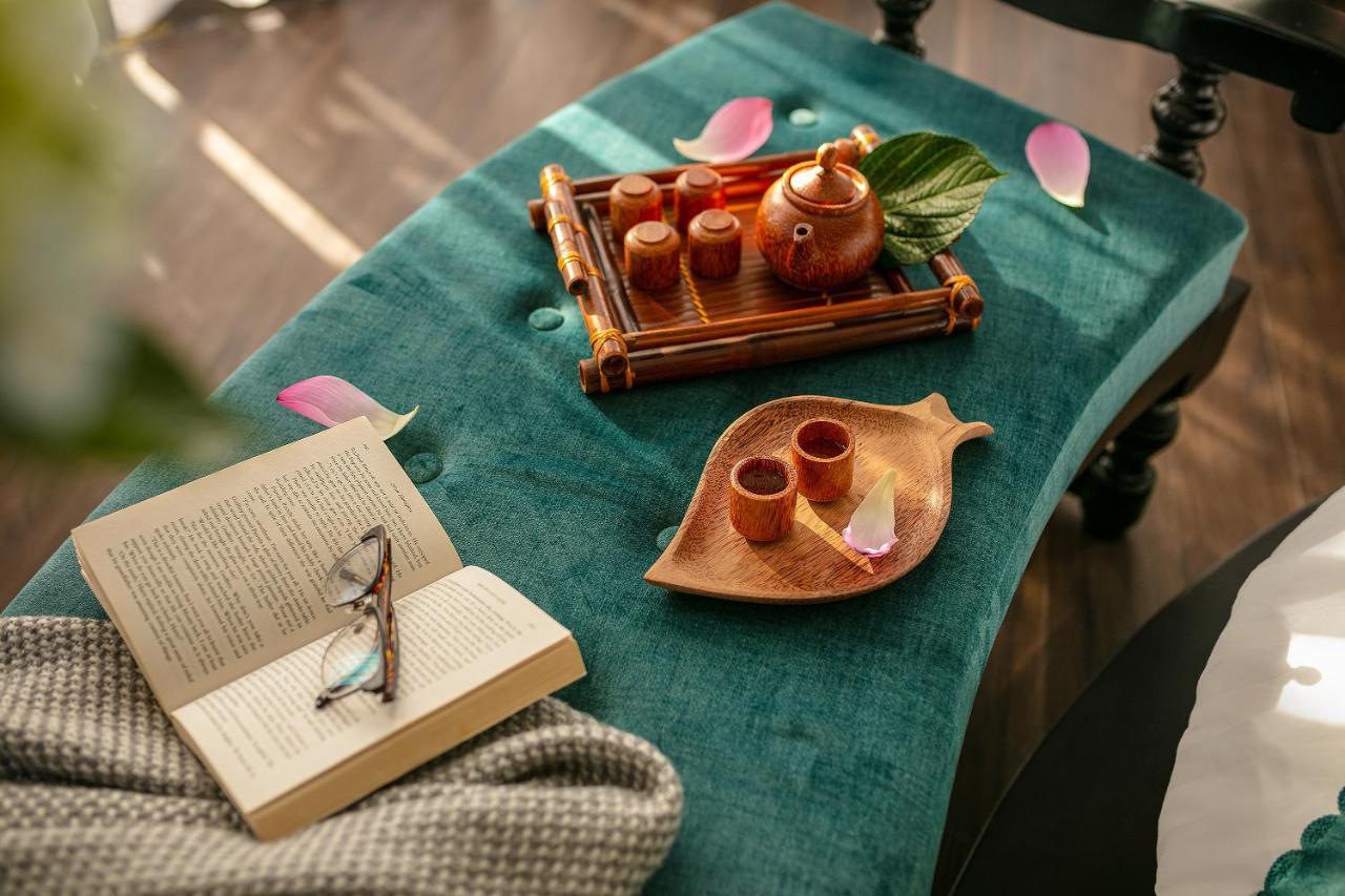 Grand Sunrise Palace Hoi An- A Luxury Indochine Hotel & Spa Exterior foto A table runner