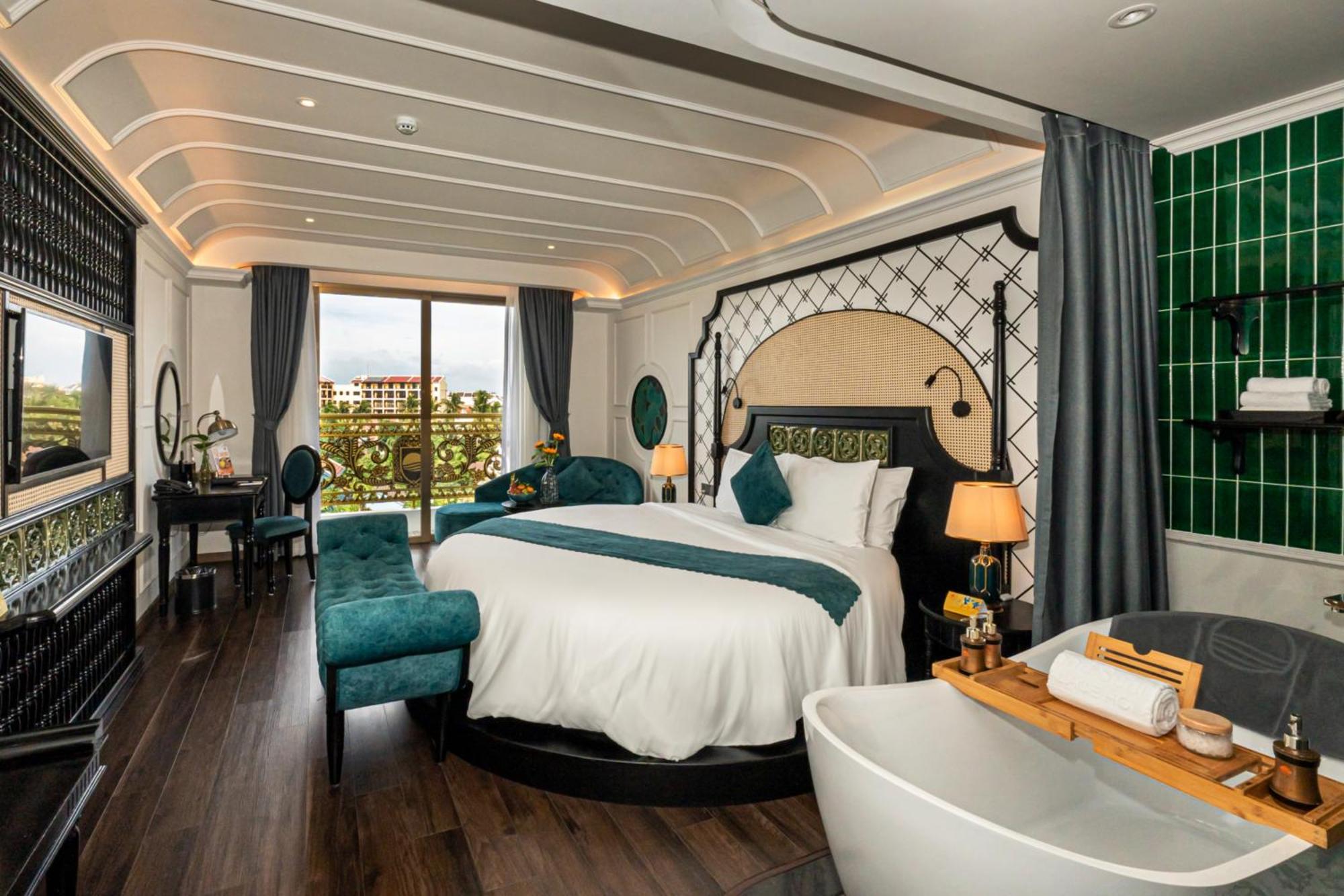 Grand Sunrise Palace Hoi An- A Luxury Indochine Hotel & Spa Exterior foto Deluxe Suite